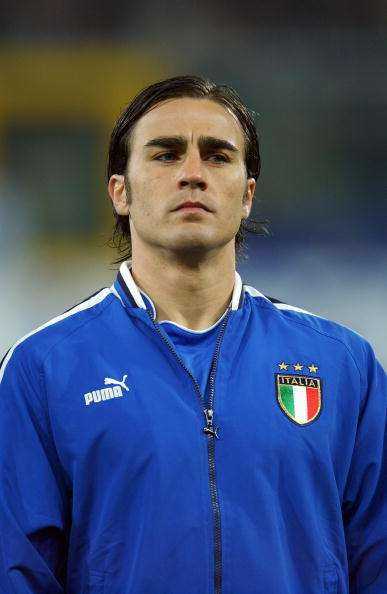 伺机反击 伺机反击